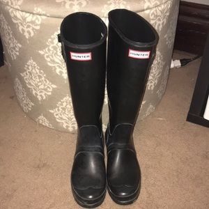 HUNTER BOOTS!!